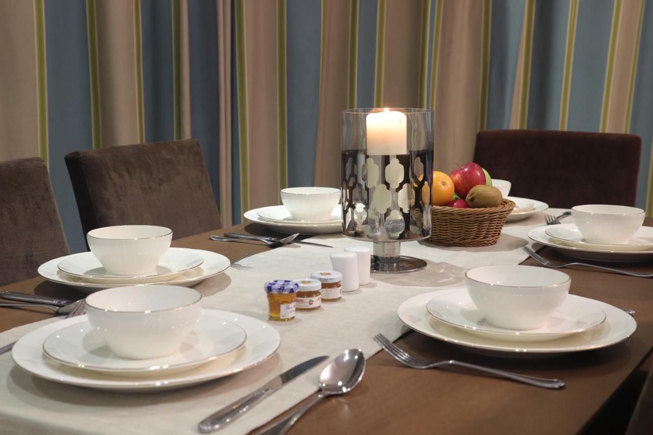 Magnum Hotel & Suites West Bay Ad Dawhah Esterno foto