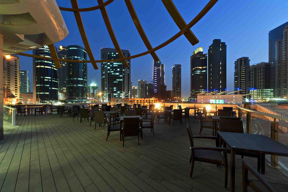 Magnum Hotel & Suites West Bay Ad Dawhah Esterno foto