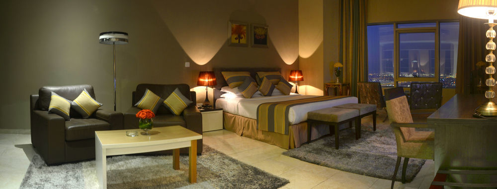 Magnum Hotel & Suites West Bay Ad Dawhah Esterno foto